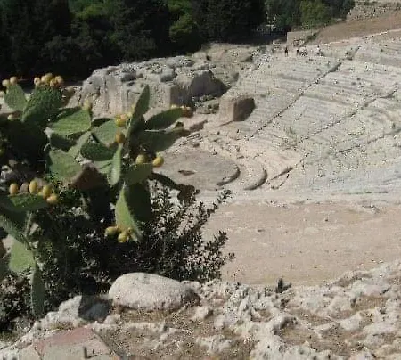 La Casa Di Mia * Syracuse